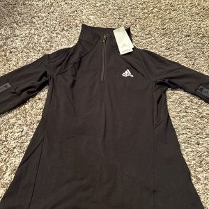 Woman’s Large Adidas Activewear Long-sleeved T-Shirt